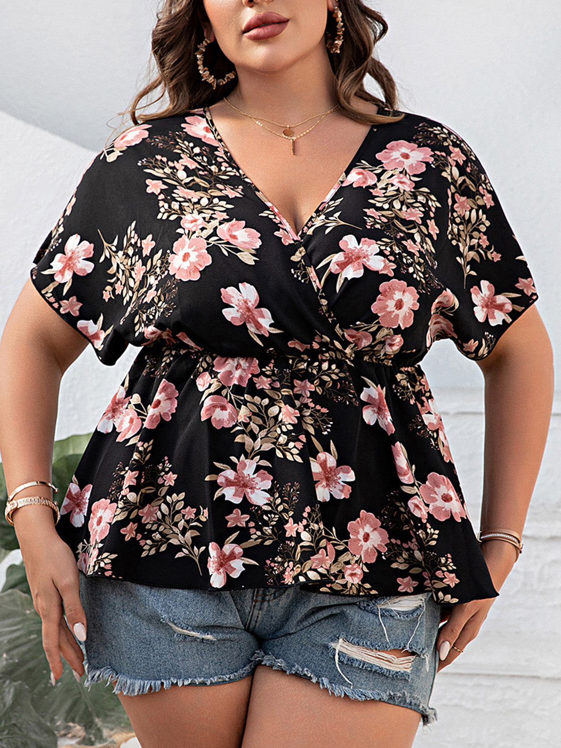 Plus Size Floral Surplice Short Sleeve Blouse