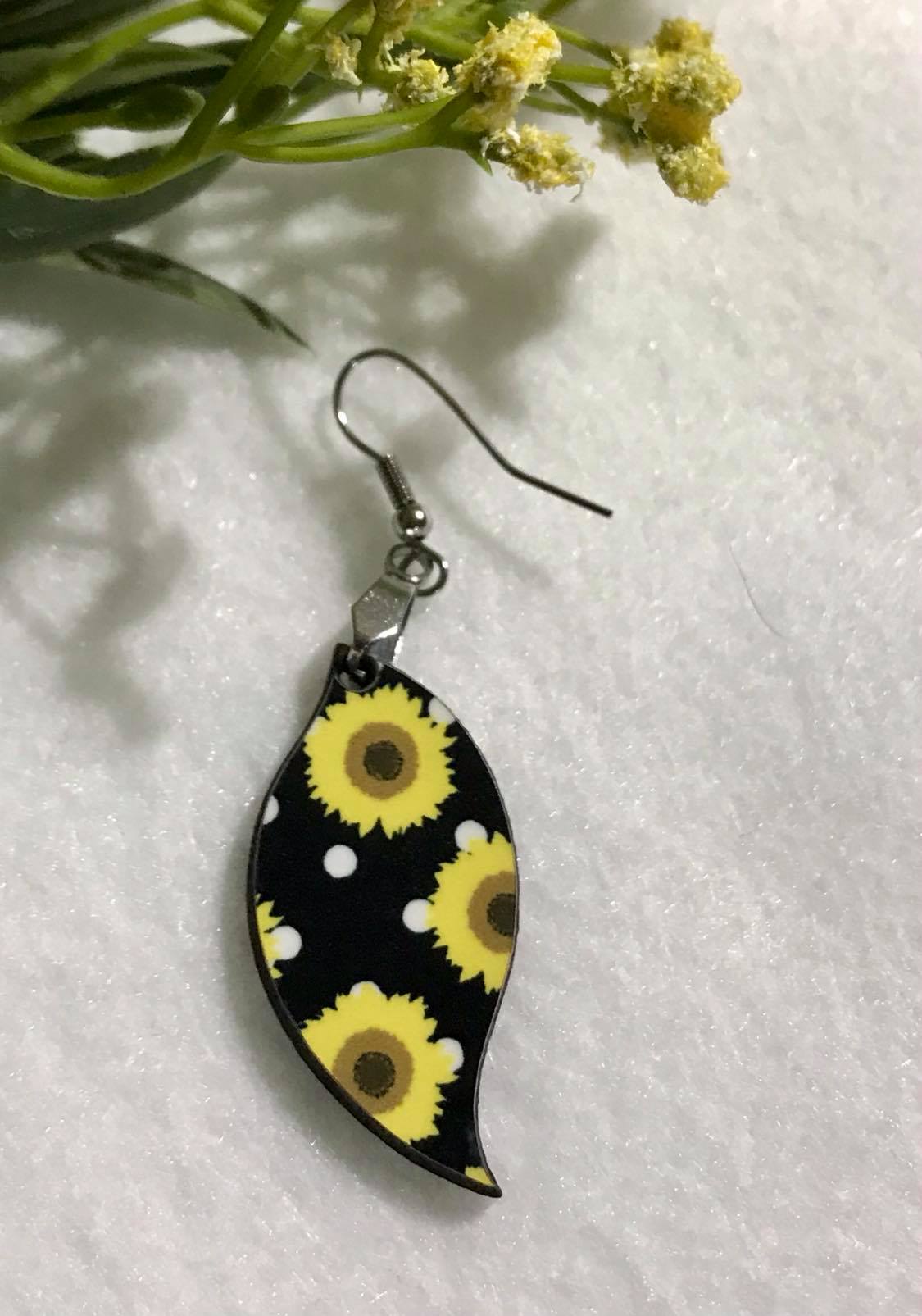 SUNFLOWER SWIRL EARRINGS