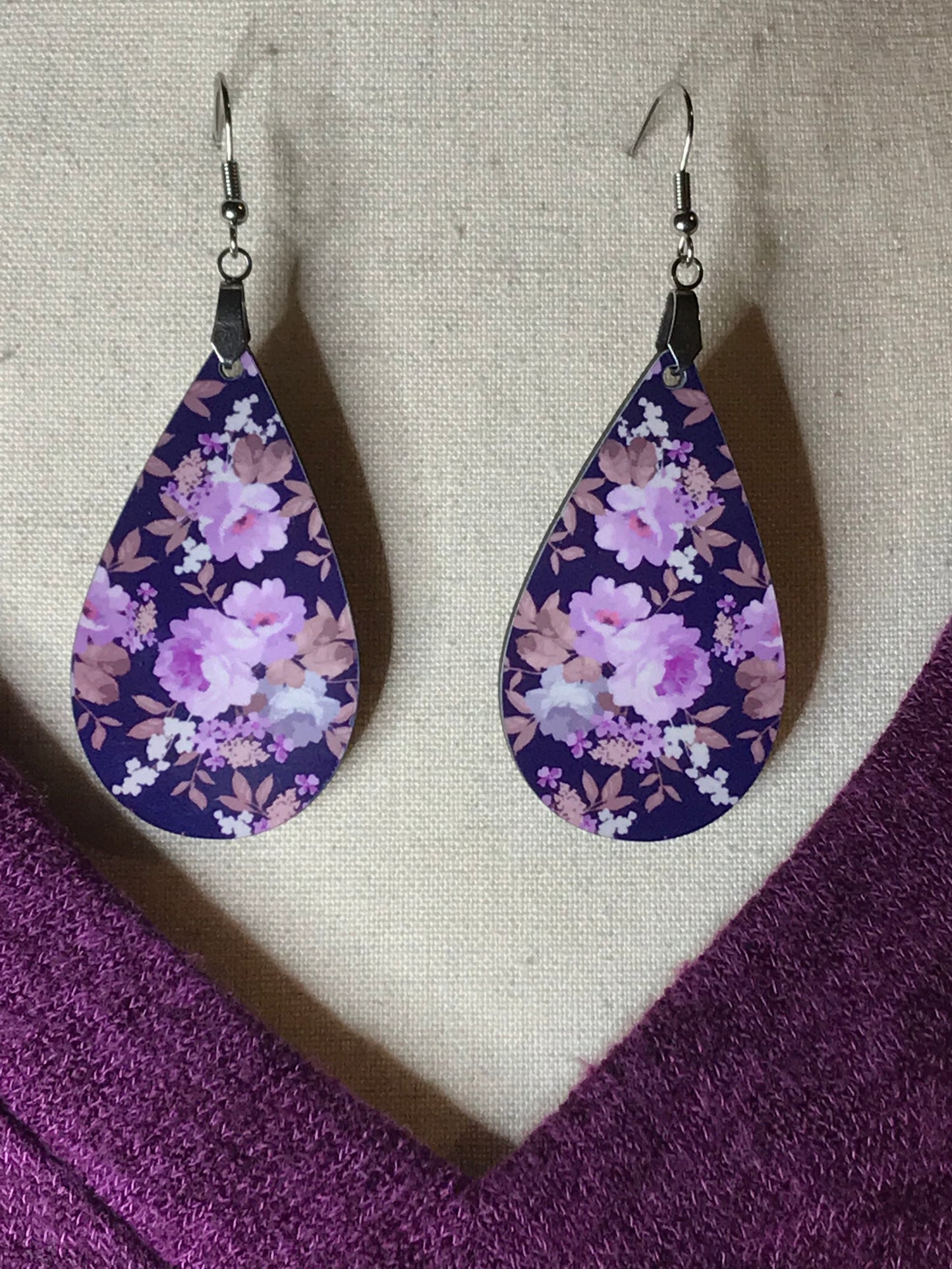 PURPLE FLORALS EARRINGS