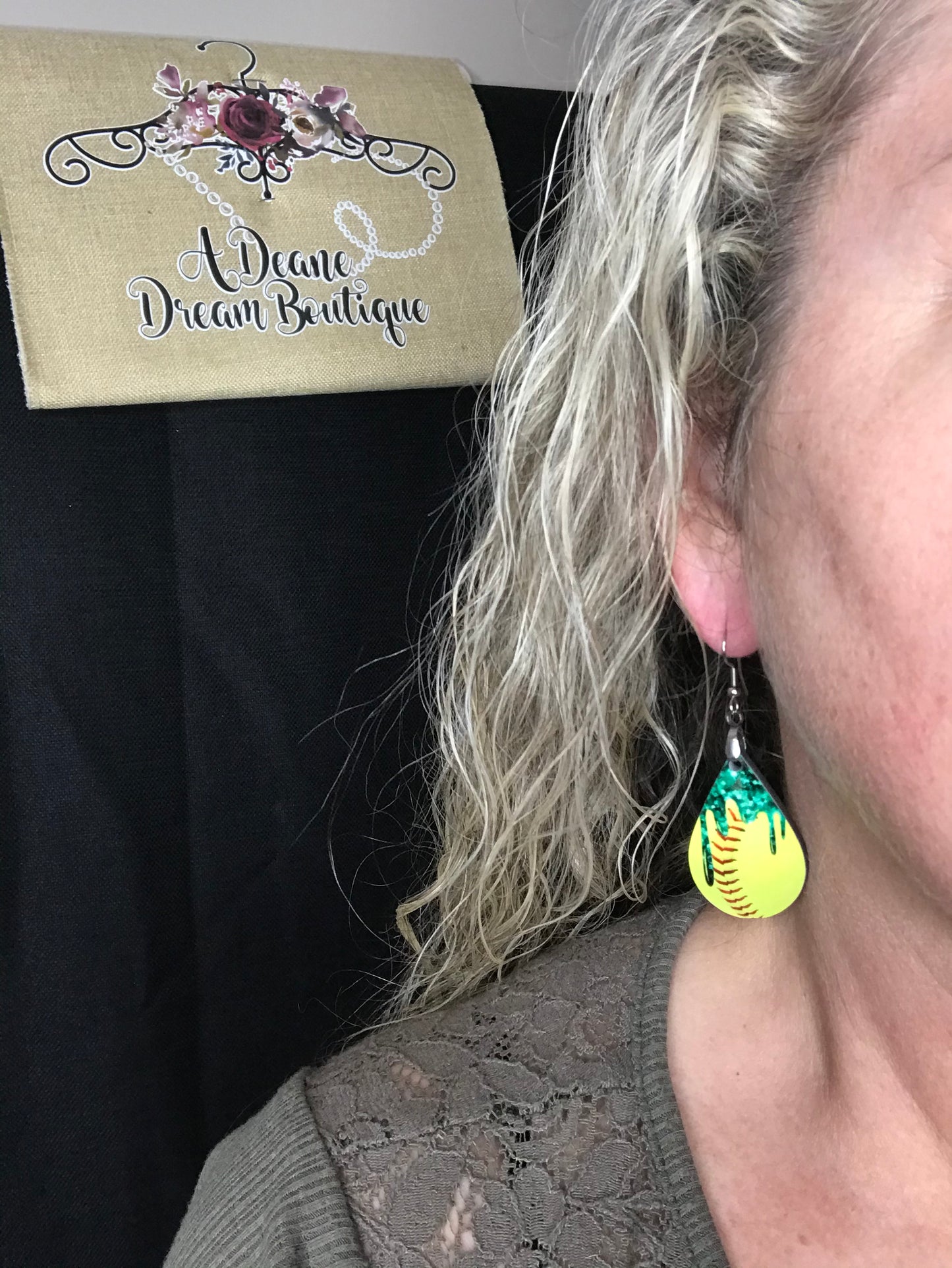 SOFTBALL DRIPS EARRINGS