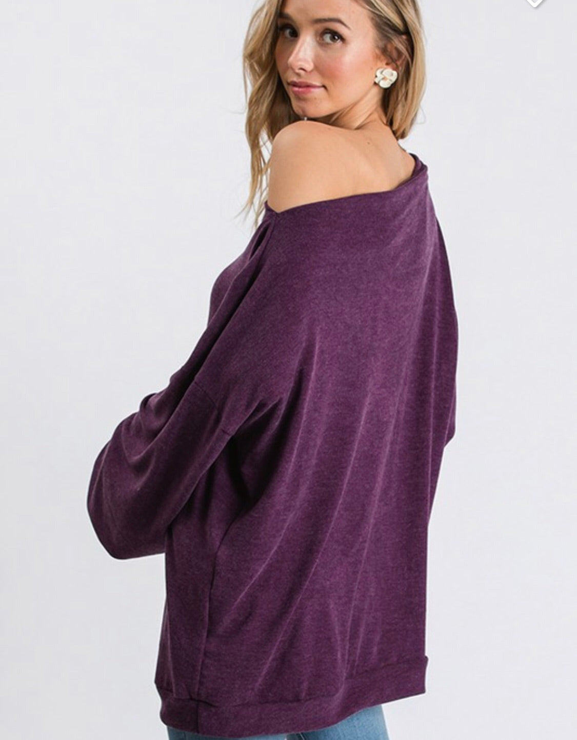 PLUM BOAT NECK LONG SLEEVE TOP