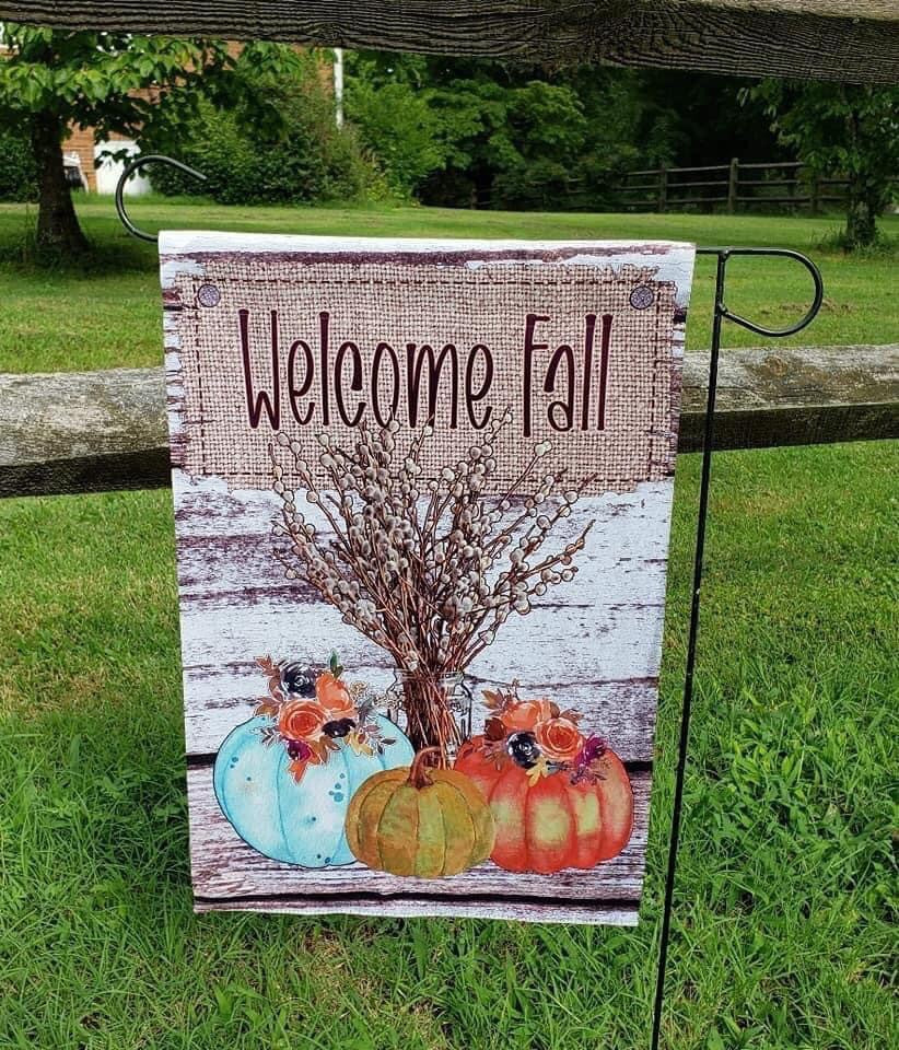 WELCOME FALL GARDEN FLAG