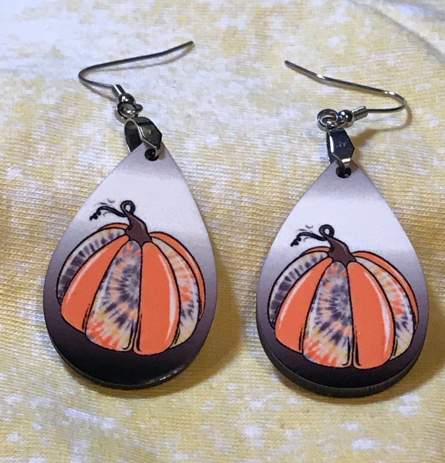 TIE DYE PUMPKIN EARRINGS